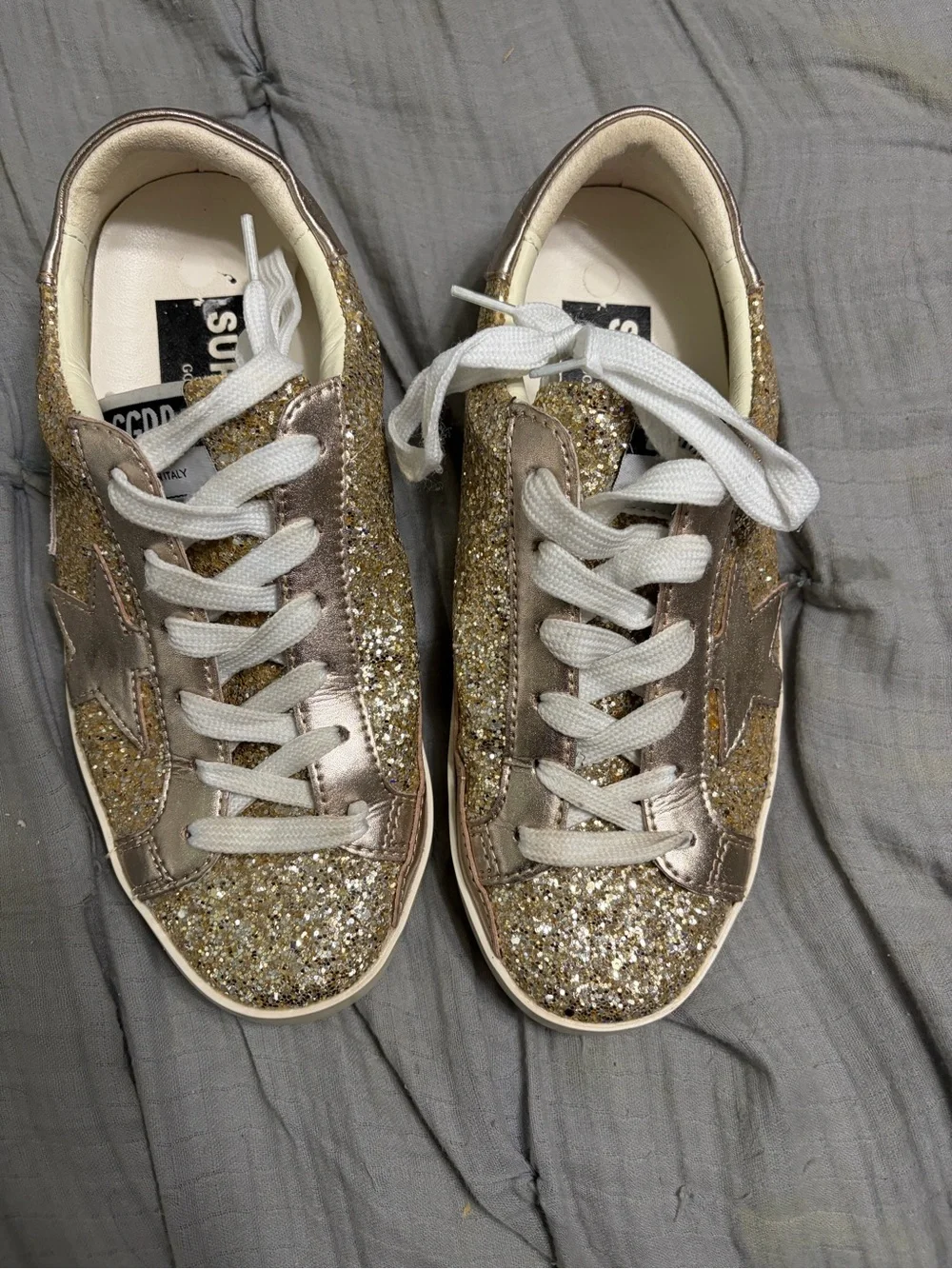 Golden Goose Super Star Gold Glitter Low-Top Sneaker size 8.5